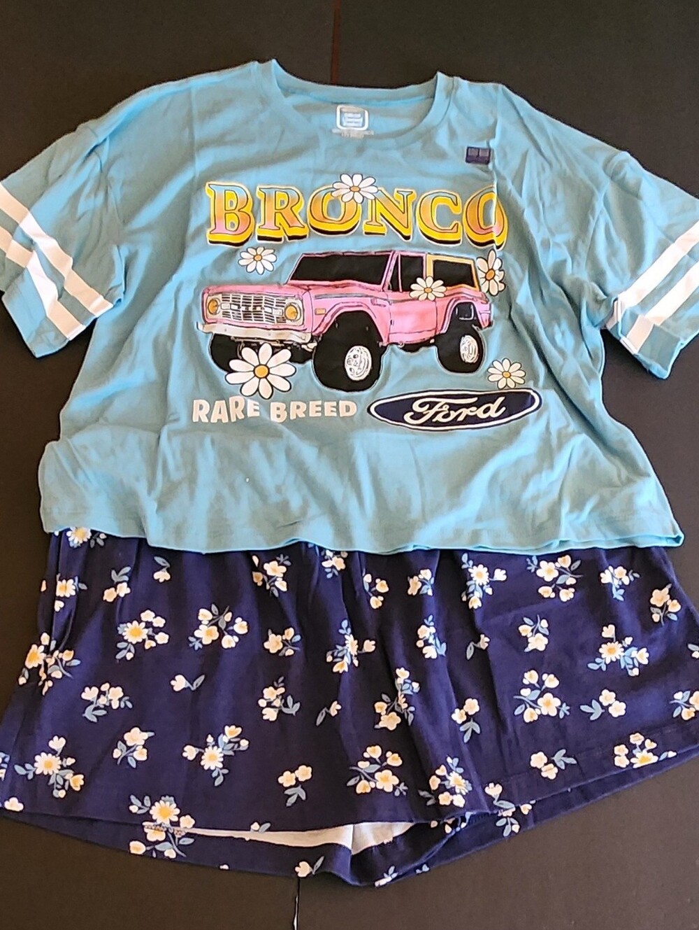 New Ford Bronco PJ's, Short Set (2), Floral Pattern, Ford License, Women's XL
